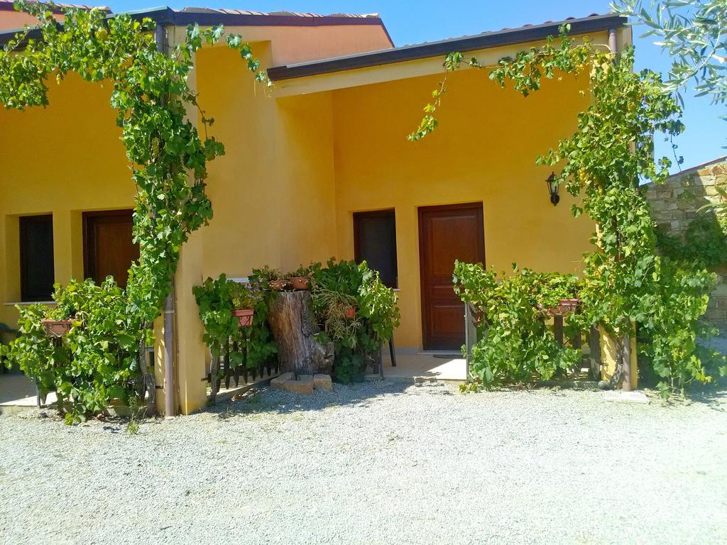 Villaggio Dei Balocchi Castelbuono  Eksteriør billede
