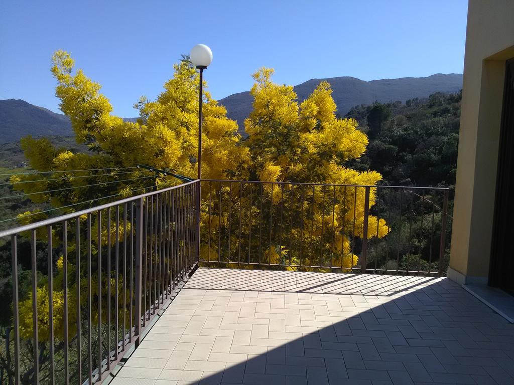 Villaggio Dei Balocchi Castelbuono  Eksteriør billede