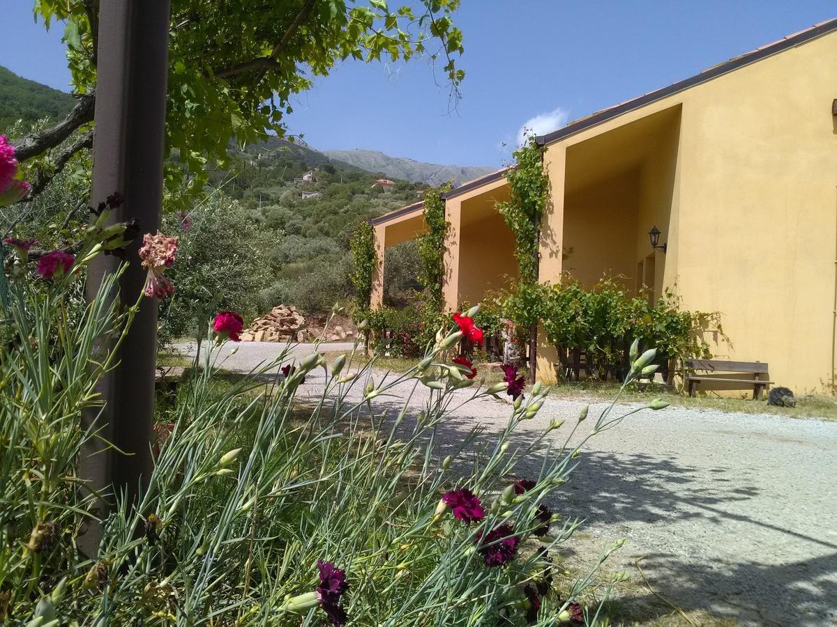 Villaggio Dei Balocchi Castelbuono  Eksteriør billede