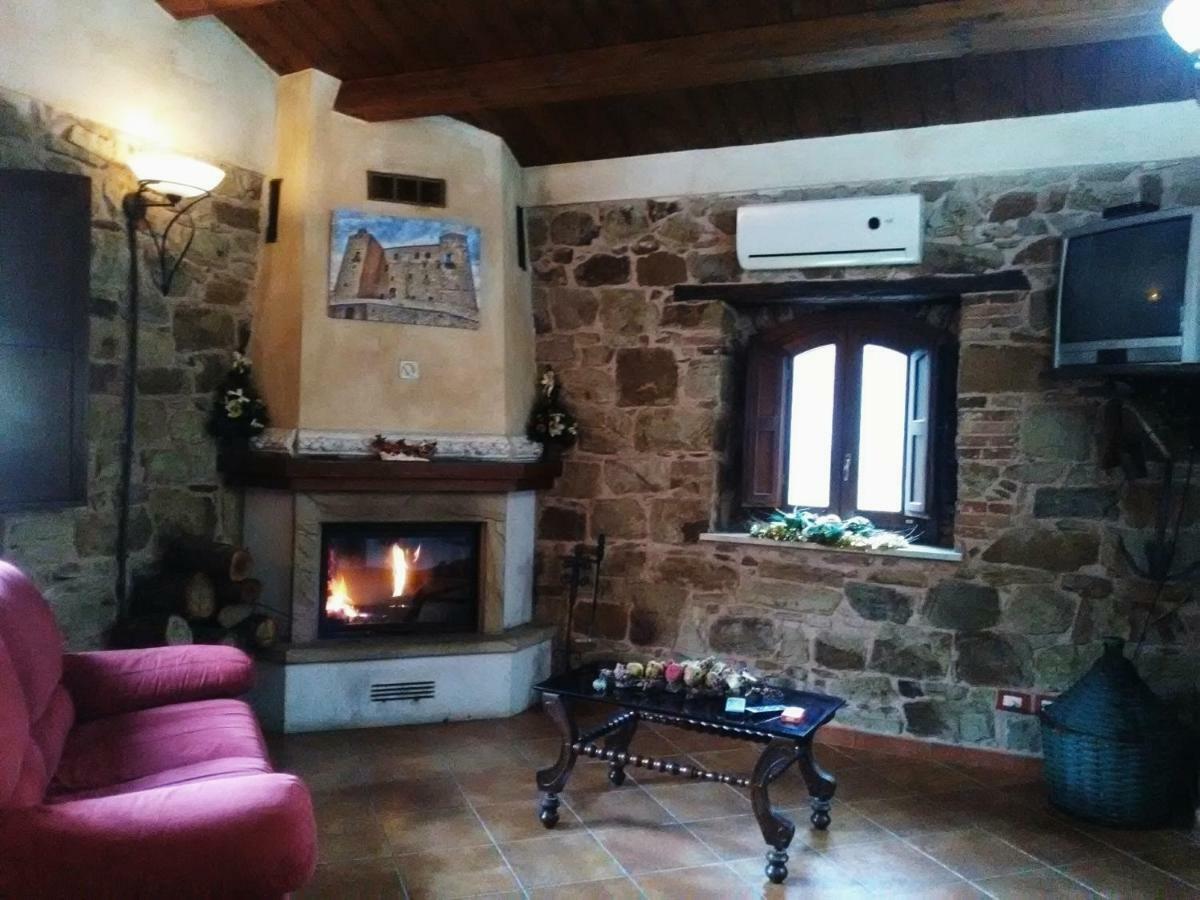 Villaggio Dei Balocchi Castelbuono  Eksteriør billede