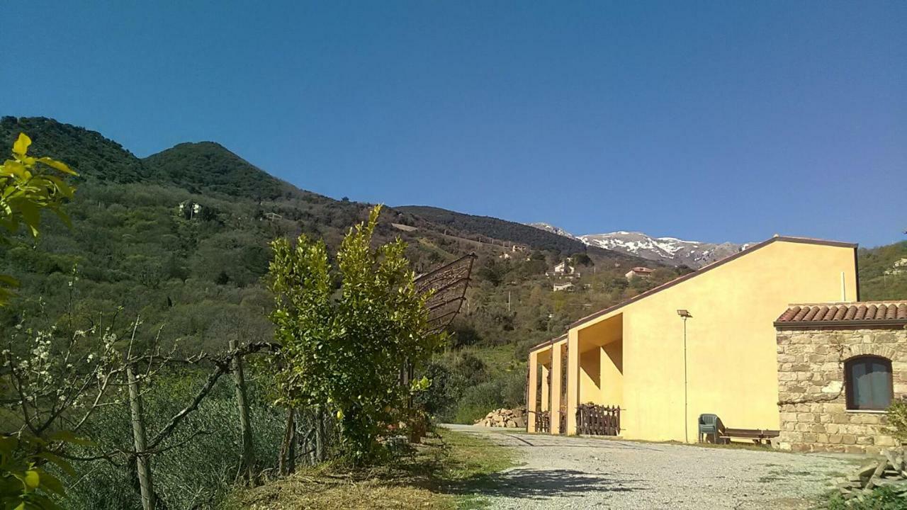 Villaggio Dei Balocchi Castelbuono  Eksteriør billede
